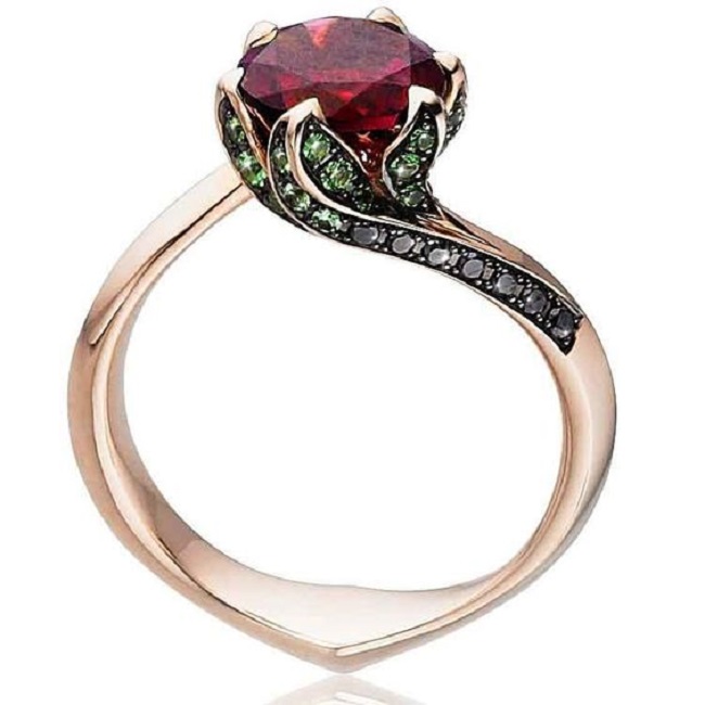 Engagement Rings Inspired by Nature - Blossoming Ruby Engagement Rings Inspired by Nature - Blossoming Ruby