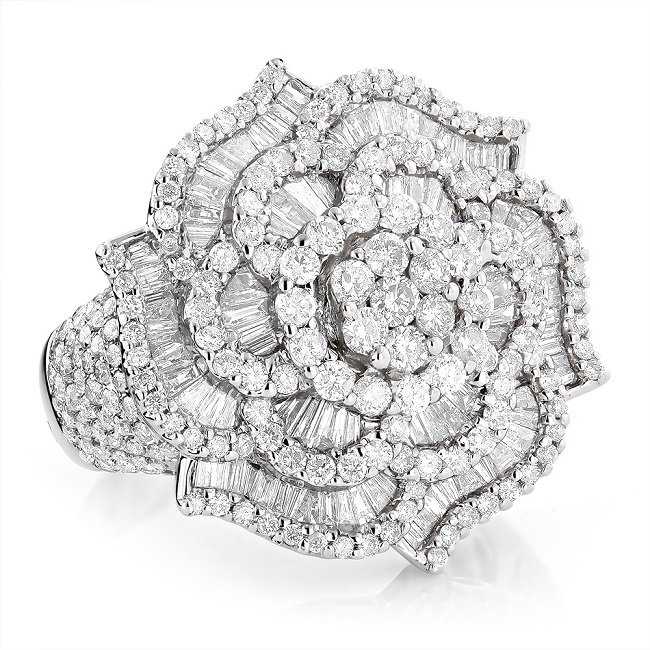 Engagement Rings Inspired by Nature - Flower Power Engagement Rings Inspired by Nature - Flower Power