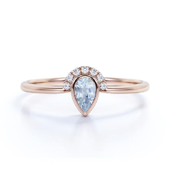 Aquamarine-and-diamond-engagement-ring Aquamarine-and-diamond-engagement-ring