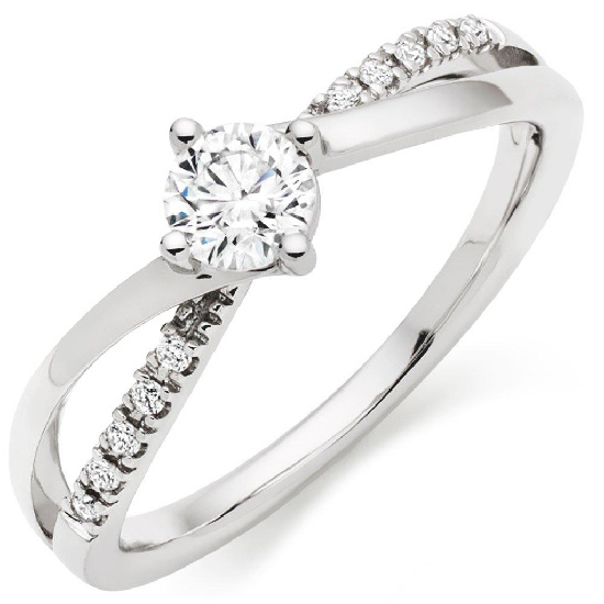 Stunning-Crossover-Engagement-Rings-Pave-Solitaire