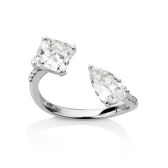 Toi-et-Moi-Engagement-Rings-Radiant-Pear