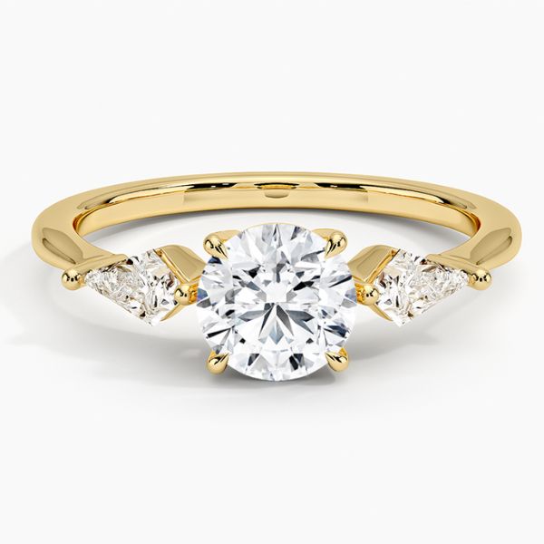Contemporary-Kite-Set-Engagement-Rings-Three-Stone