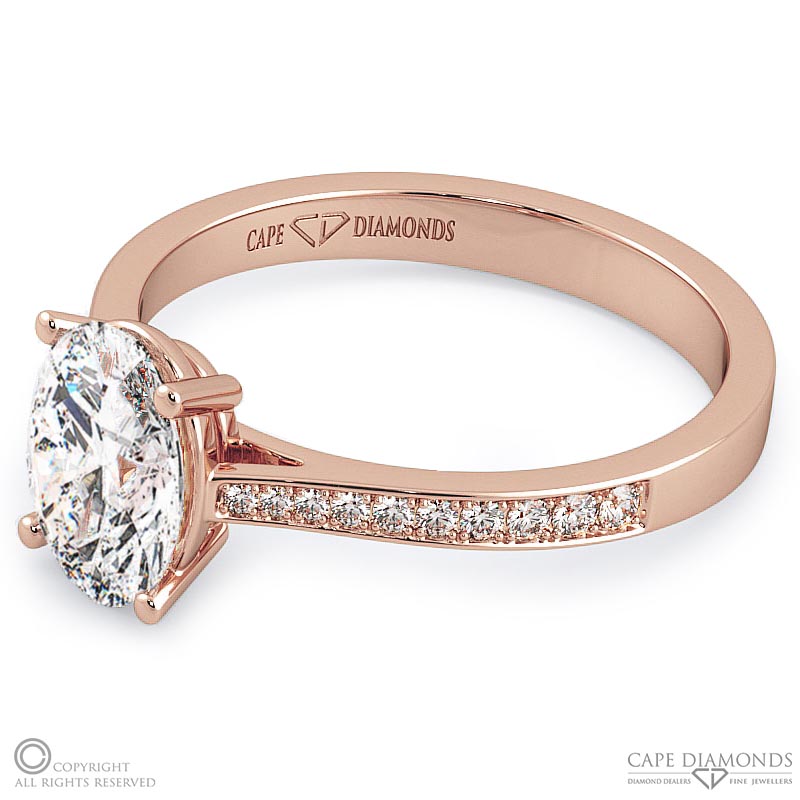 oval solitaire natural diamond pavé ring rose gold with 9k rose gold metal and oval shape diamond