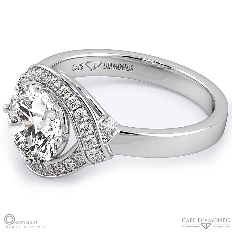 round pave overlap halo natural diamond engagement ring platinum with platinum metal and round shape diamond