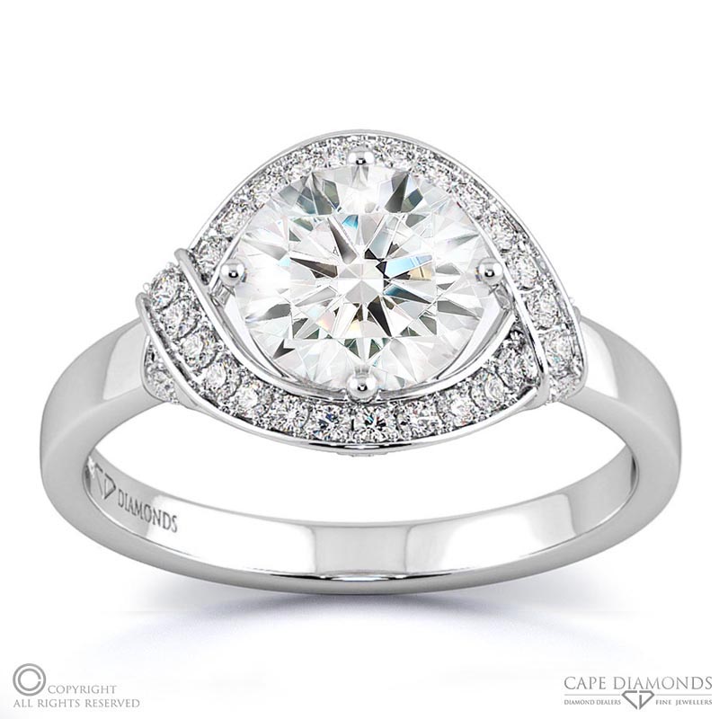 round pave overlap halo natural diamond engagement ring platinum with platinum metal and round shape diamond